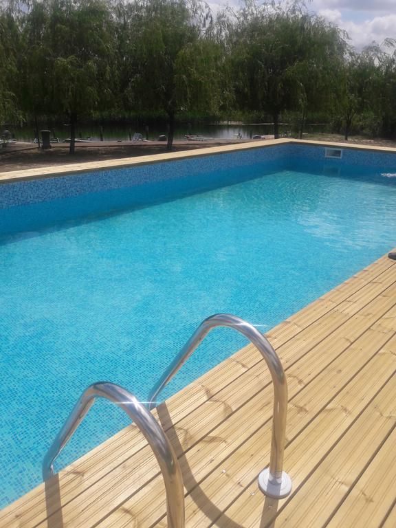 Pike Inn Dunavatul De Sus - Delta Dunarii Dunavăţu de Sus Екстериор снимка
