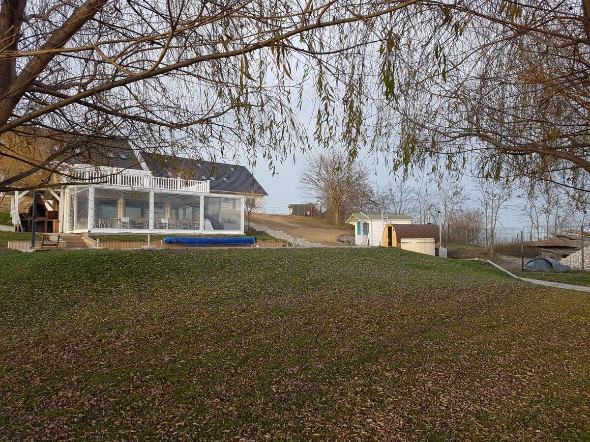 Pike Inn Dunavatul De Sus - Delta Dunarii Dunavăţu de Sus Екстериор снимка